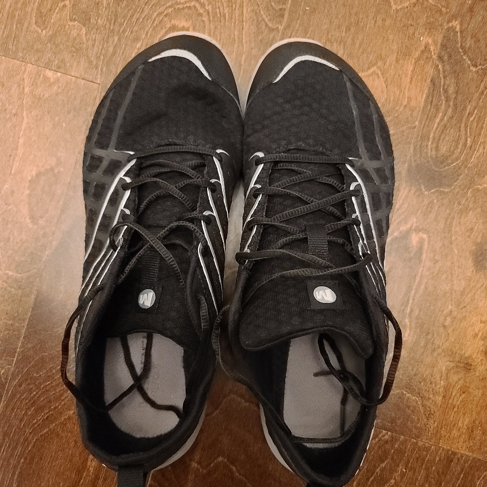 Mens shoes